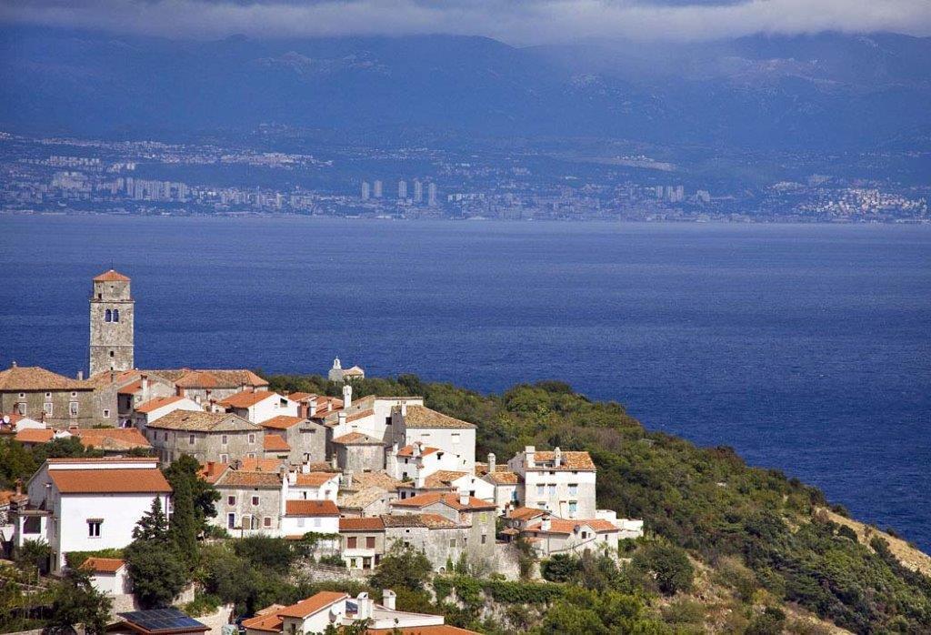 Apartments Franelli Brseč Δωμάτιο φωτογραφία