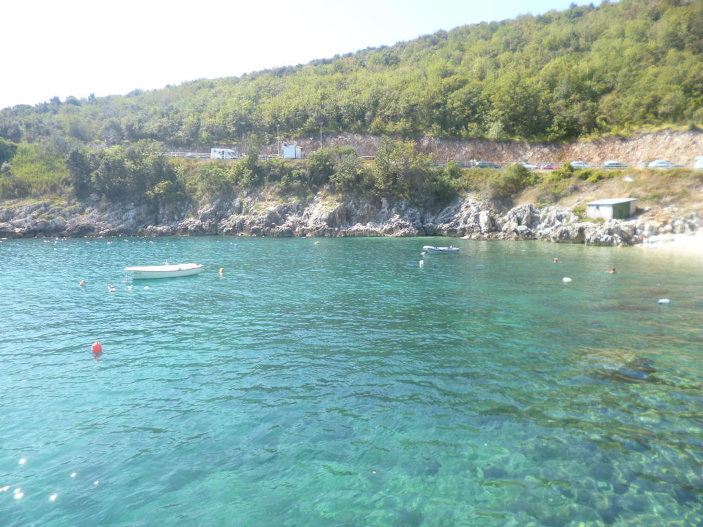 Apartments Franelli Brseč Δωμάτιο φωτογραφία